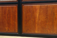 幅895ミリ　黒枠と麻の葉組子の帯装飾で格調溢れるスリガラス入り透かし板戸　F8589　在庫4枚