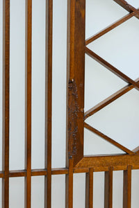 幅895ミリ　黒枠と麻の葉組子の帯装飾で格調溢れるスリガラス入り透かし板戸　F8589　在庫4枚