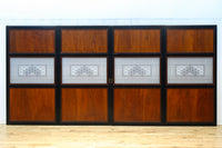 幅895ミリ　黒枠と麻の葉組子の帯装飾で格調溢れるスリガラス入り透かし板戸　F8589　在庫4枚