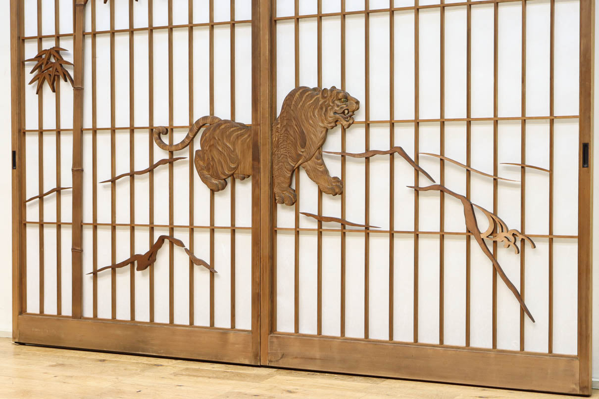 幅878ミリ　竹林の虎と龍を描いた迫力ある眺めの障子戸セット　F8590　在庫4枚1組