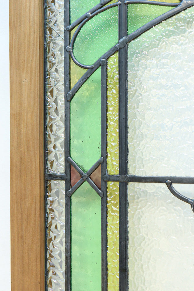 幅888ミリ　柔らかな色使いで描く美しい眺めのガラス戸　F8591　在庫1枚