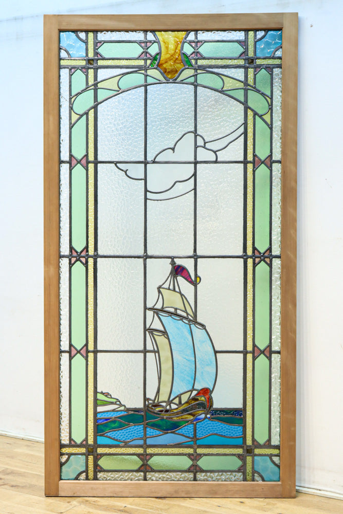 幅888ミリ　柔らかな色使いで描く美しい眺めのガラス戸　F8591　在庫1枚