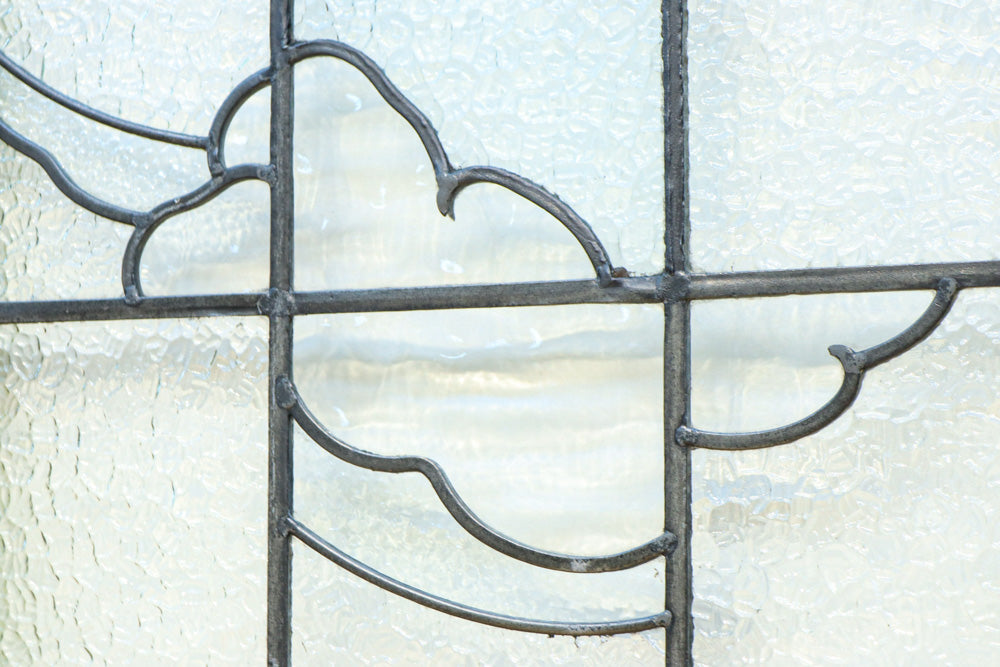 幅888ミリ　柔らかな色使いで描く美しい眺めのガラス戸　F8591　在庫1枚