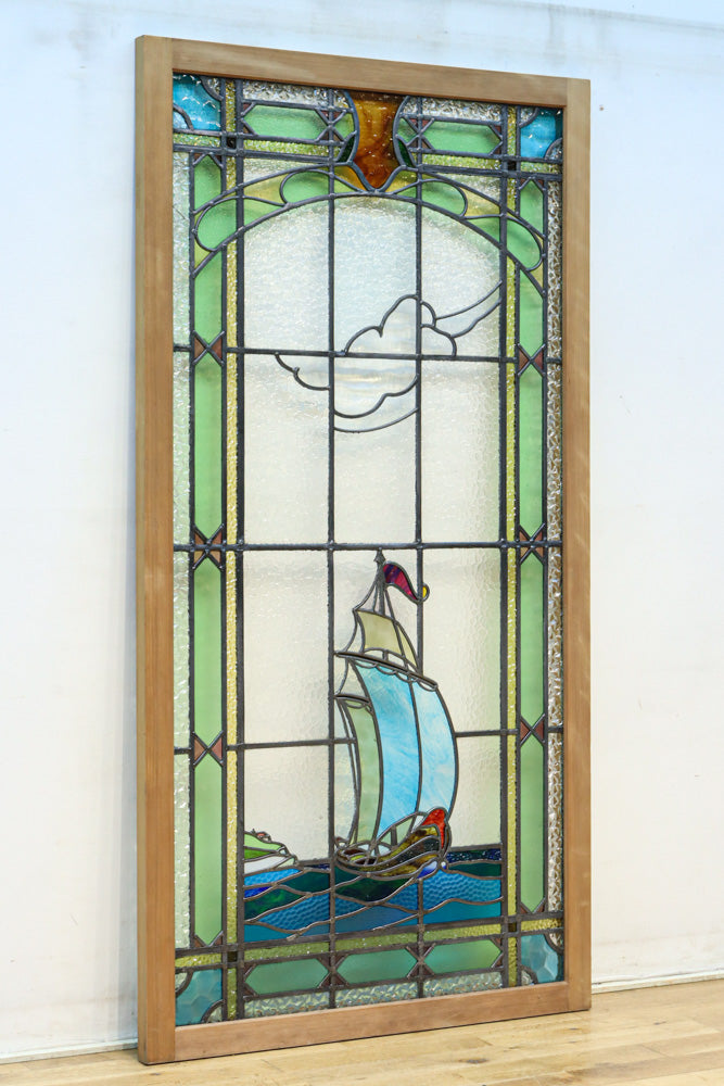 幅888ミリ　柔らかな色使いで描く美しい眺めのガラス戸　F8591　在庫1枚