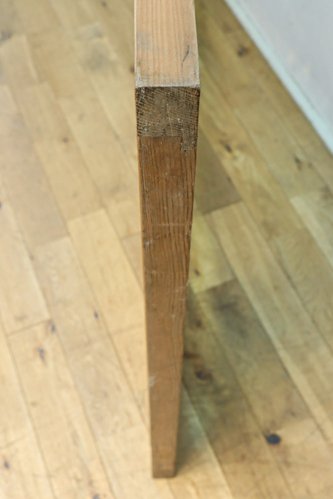 幅888ミリ　柔らかな色使いで描く美しい眺めのガラス戸　F8591　在庫1枚