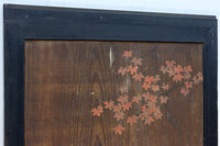 幅888ミリ　二羽の小鳥がもみじの周りで戯れる板絵戸　F8595　在庫1枚