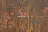 幅888ミリ　二羽の小鳥がもみじの周りで戯れる板絵戸　F8595　在庫1枚