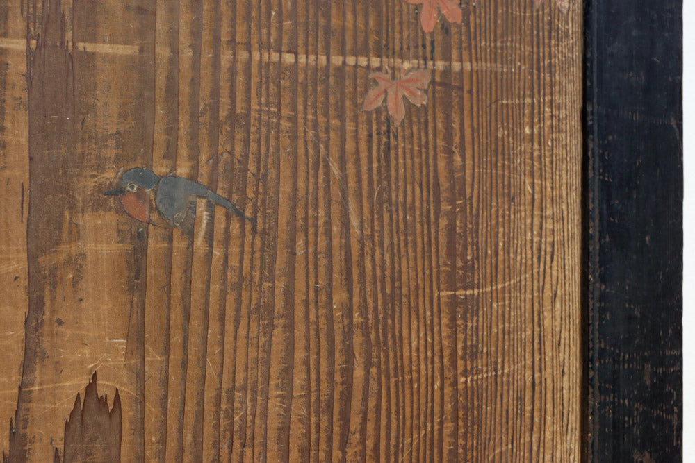 幅888ミリ　二羽の小鳥がもみじの周りで戯れる板絵戸　F8595　在庫1枚