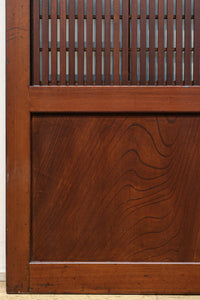 稀少幅1100ミリ　縦格子と結霜ガラスの小窓が上品な幅広大阪格子戸　F8596　在庫4枚