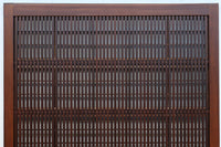 稀少幅1100ミリ　縦格子と結霜ガラスの小窓が上品な幅広大阪格子戸　F8596　在庫4枚