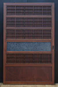 稀少幅1100ミリ　縦格子と結霜ガラスの小窓が上品な幅広大阪格子戸　F8596　在庫4枚