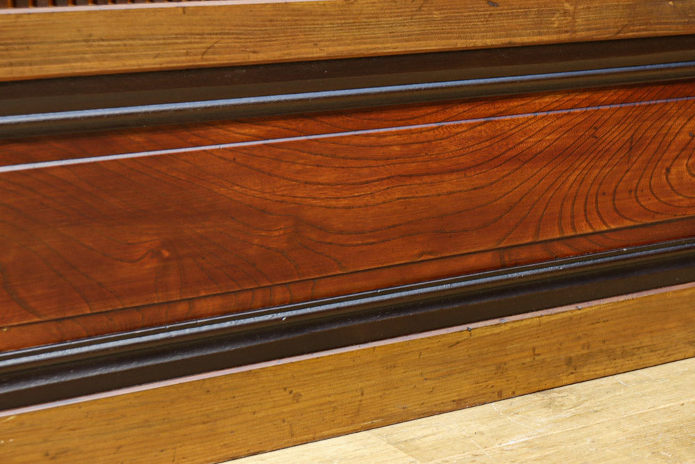 幅885ミリ　繊細な縦格子が美しく並ぶスリガラス入り大阪格子戸　F8597　在庫4枚