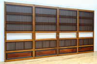 幅885ミリ　繊細な縦格子が美しく並ぶスリガラス入り大阪格子戸　F8597　在庫4枚