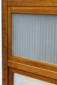 幅885ミリ　繊細な縦格子が美しく並ぶスリガラス入り大阪格子戸　F8597　在庫4枚