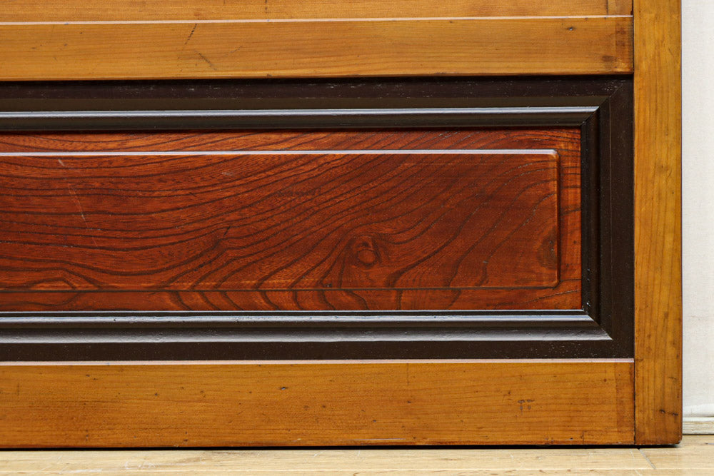 幅885ミリ　繊細な縦格子が美しく並ぶスリガラス入り大阪格子戸　F8597　在庫4枚