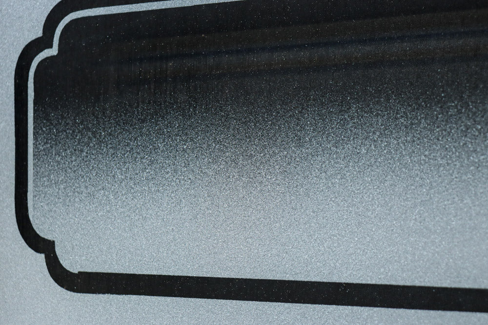 幅885ミリ　繊細な縦格子が美しく並ぶスリガラス入り大阪格子戸　F8597　在庫4枚