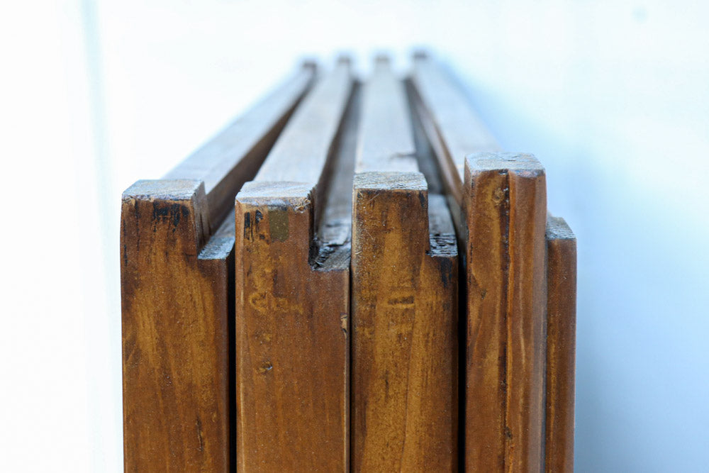 幅885ミリ　繊細な縦格子が美しく並ぶスリガラス入り大阪格子戸　F8597　在庫4枚