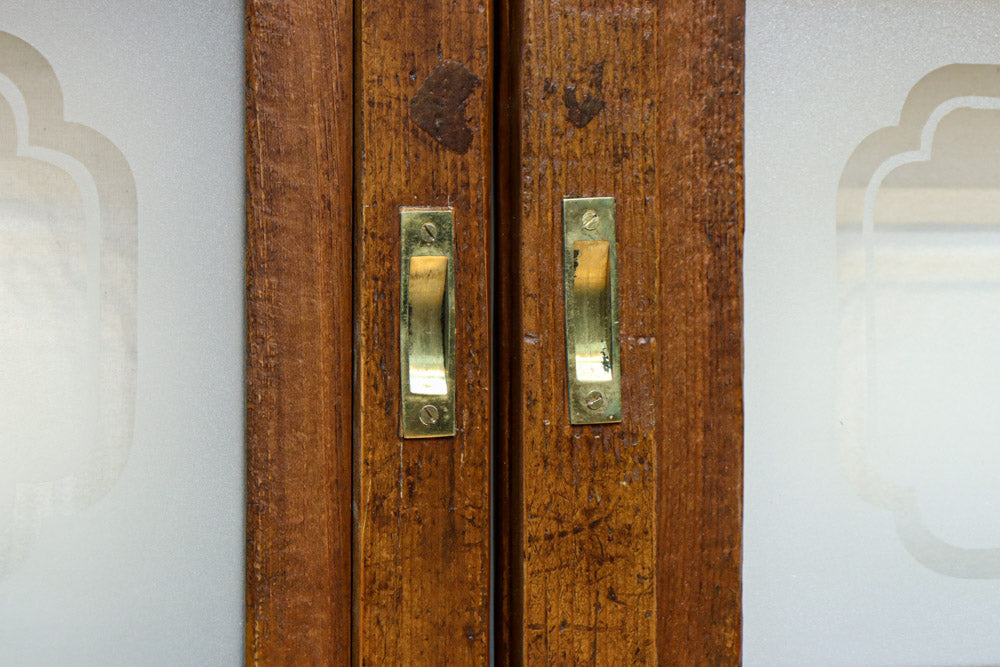 幅885ミリ　繊細な縦格子が美しく並ぶスリガラス入り大阪格子戸　F8597　在庫4枚