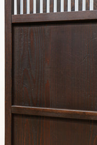 幅897ミリ　面取りされた格子で風合い豊かな格子戸　F8599　在庫1枚