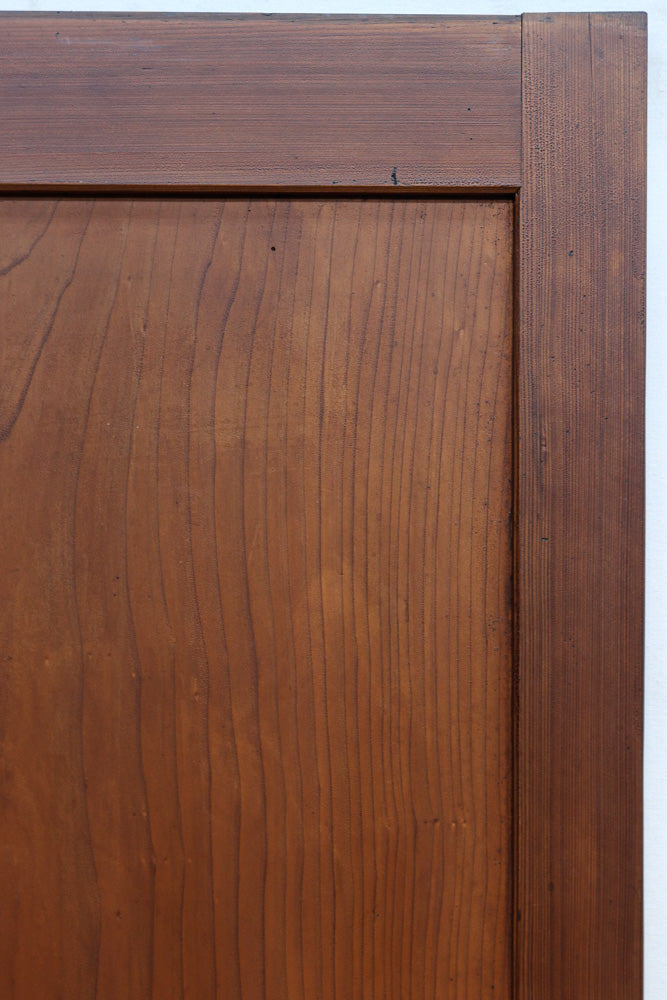 幅898ミリ　温かみのある色艶の気品溢れる一枚杉板戸　F8600　在庫4枚