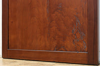 幅898ミリ　温かみのある色艶の気品溢れる一枚杉板戸　F8600　在庫4枚