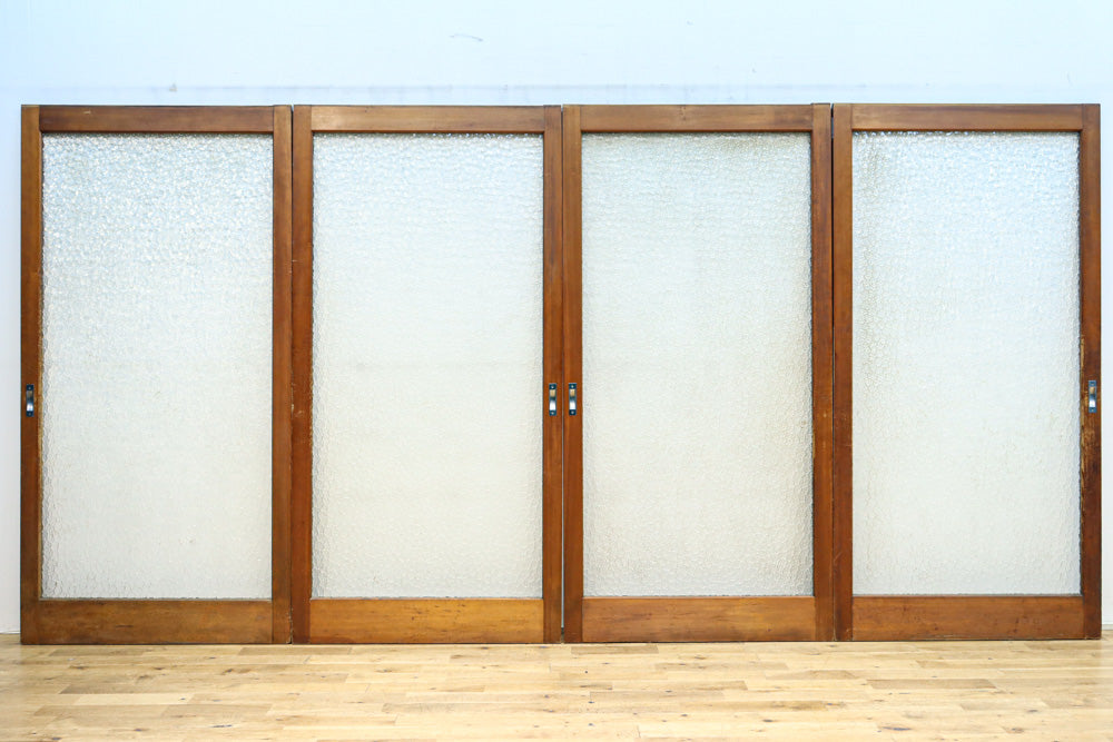 幅883ミリ　大判のプレスガラスで開放感溢れるレトロガラス戸　F8601　在庫4枚