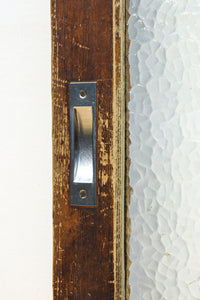 幅883ミリ　大判のプレスガラスで開放感溢れるレトロガラス戸　F8601　在庫4枚