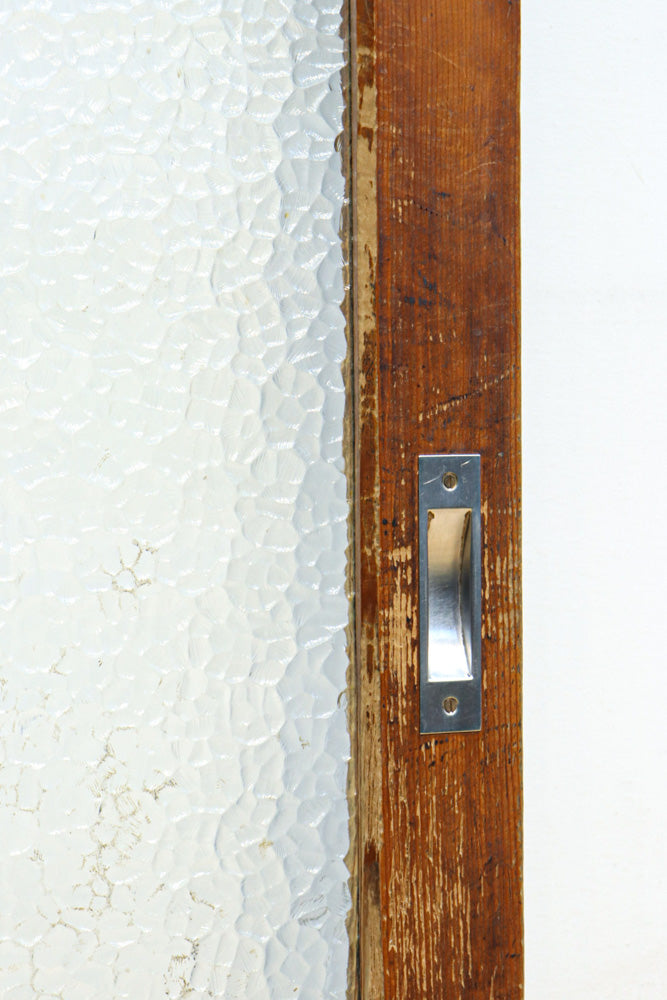 幅883ミリ　大判のプレスガラスで開放感溢れるレトロガラス戸　F8601　在庫4枚