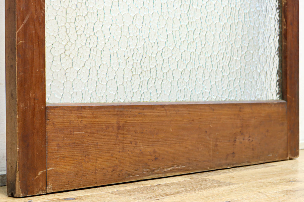 幅883ミリ　大判のプレスガラスで開放感溢れるレトロガラス戸　F8601　在庫4枚