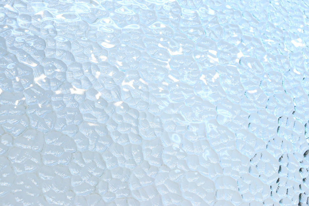 幅883ミリ　大判のプレスガラスで開放感溢れるレトロガラス戸　F8601　在庫4枚