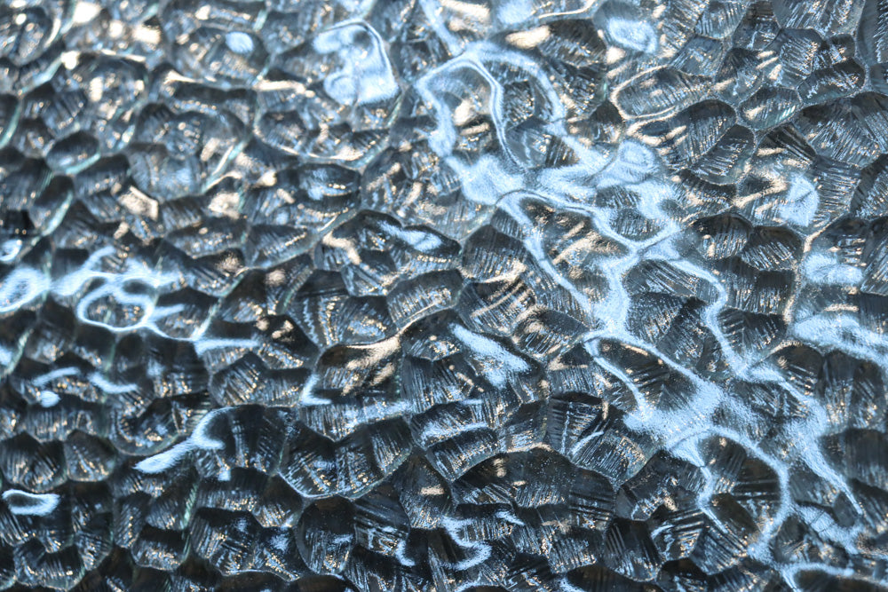 幅883ミリ　大判のプレスガラスで開放感溢れるレトロガラス戸　F8601　在庫4枚