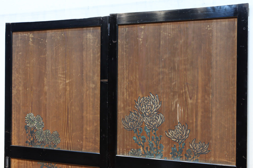 小菊と白梅の花で華やかな板絵戸セット　F8602a　在庫2枚1組