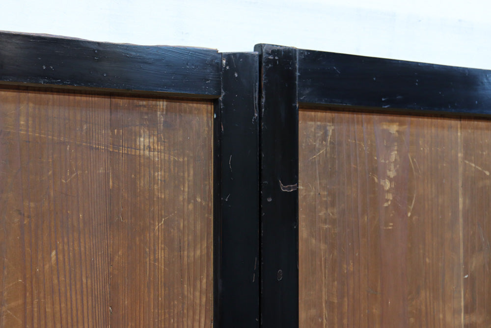 小菊と白梅の花で華やかな板絵戸セット　F8602a　在庫2枚1組