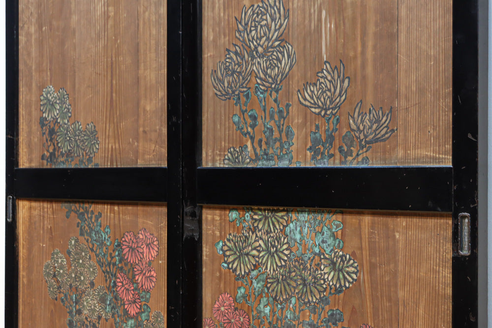 小菊と白梅の花で華やかな板絵戸セット　F8602a　在庫2枚1組