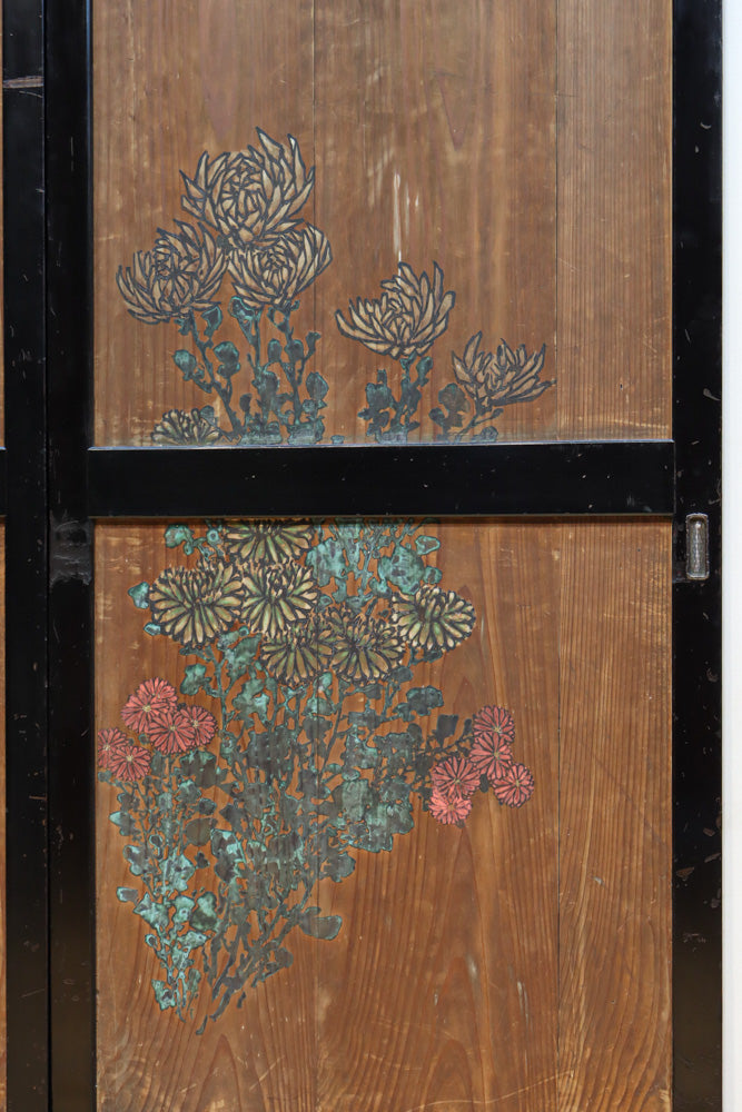 小菊と白梅の花で華やかな板絵戸セット　F8602a　在庫2枚1組