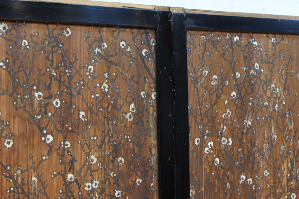 牡丹と白梅の花で上品な板絵戸セット　F8602b　在庫2枚1組