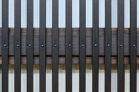 幅668ミリ　スリム幅!! 繊細な格子と幾何学模様の型ガラスが華やかな大阪格子戸　F8604　在庫3枚