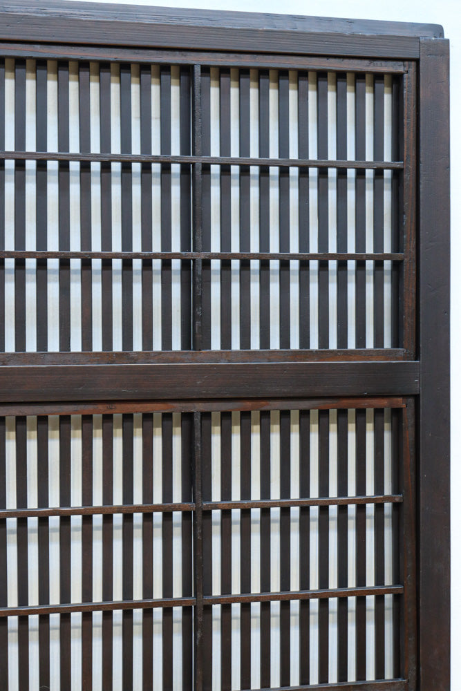 幅668ミリ　スリム幅!! 繊細な格子と幾何学模様の型ガラスが華やかな大阪格子戸　F8604　在庫3枚