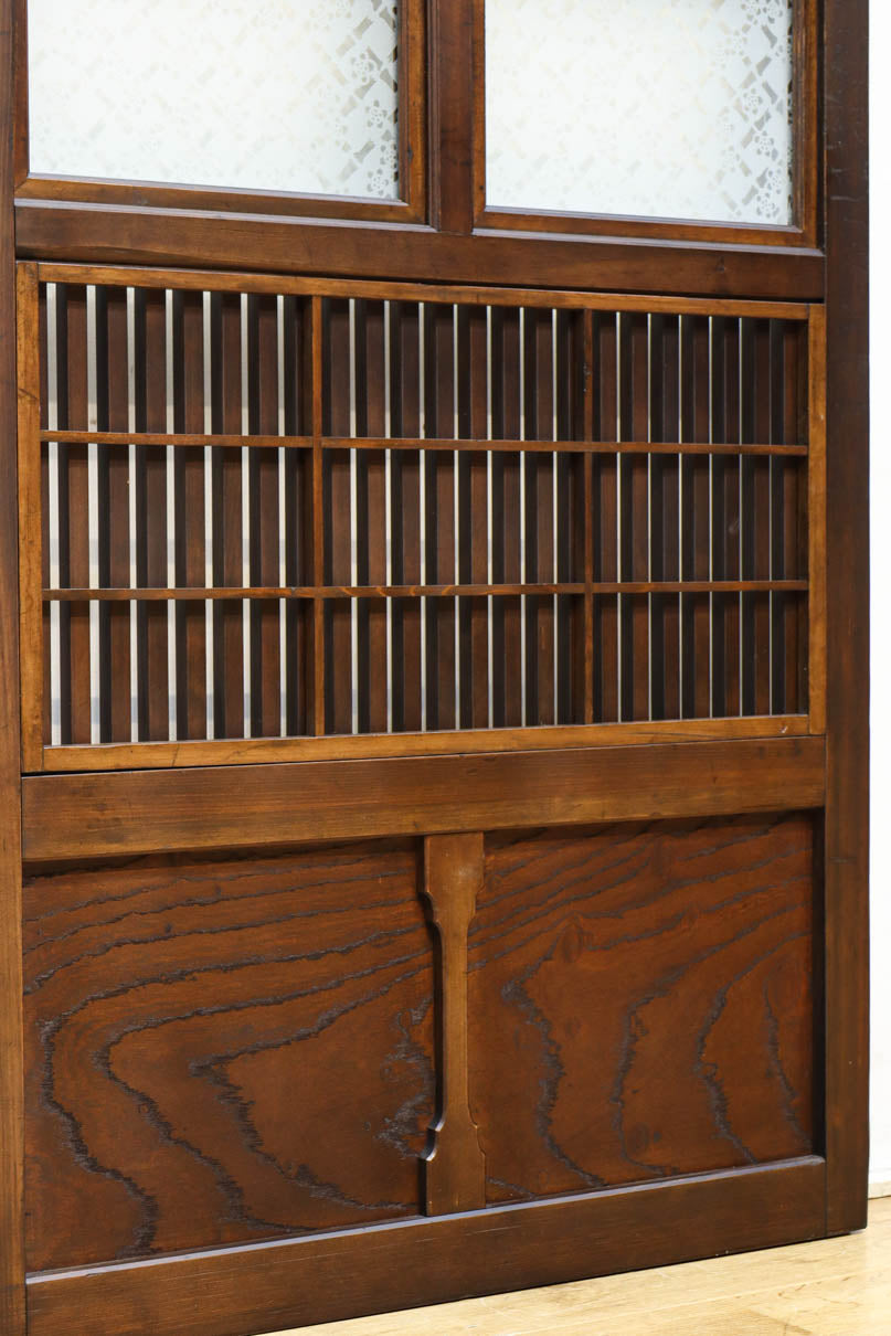 Osaka Lattice door F8605