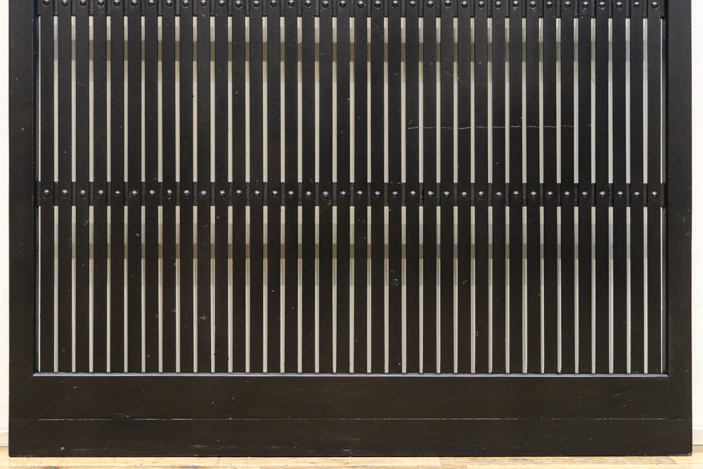 幅953ミリ　平格子が美しく並ぶ全面幅広格子戸　F8606　在庫1枚