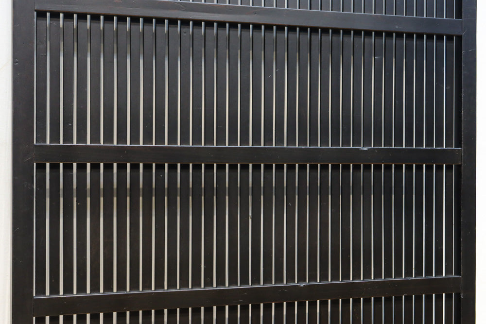 幅953ミリ　平格子が美しく並ぶ全面幅広格子戸　F8606　在庫1枚