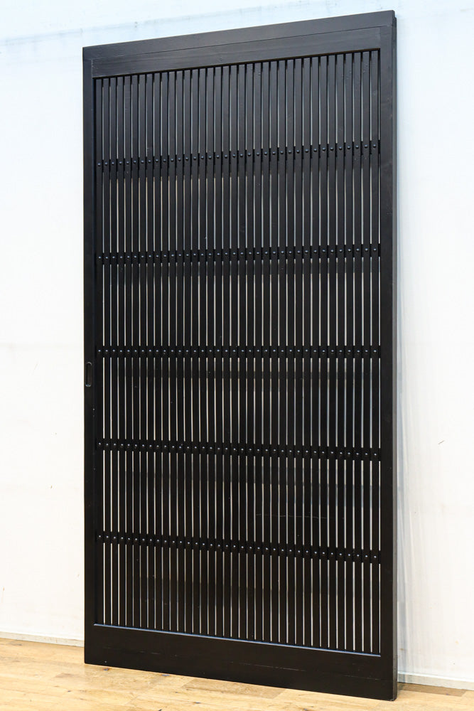 幅953ミリ　平格子が美しく並ぶ全面幅広格子戸　F8606　在庫1枚