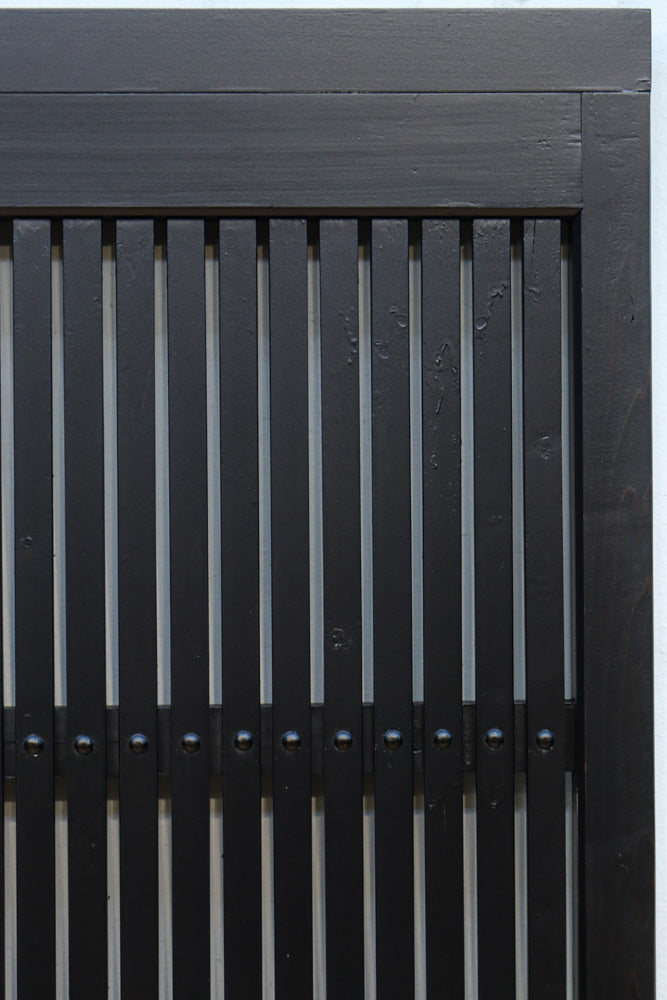 幅953ミリ　平格子が美しく並ぶ全面幅広格子戸　F8606　在庫1枚