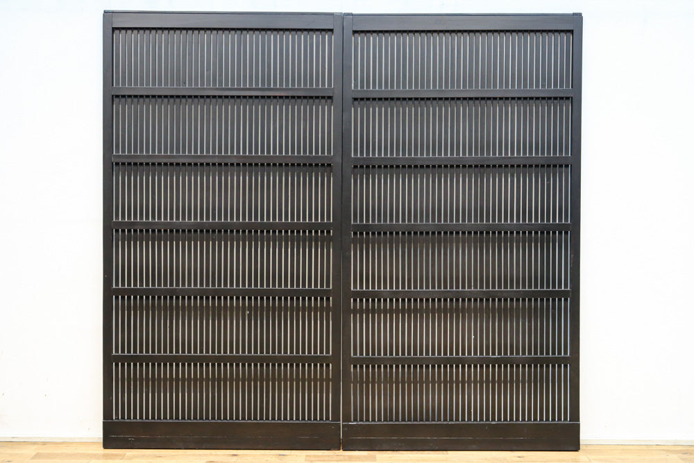 幅953ミリ　平格子づくりで風格のある全面幅広格子戸　F8607　在庫3枚