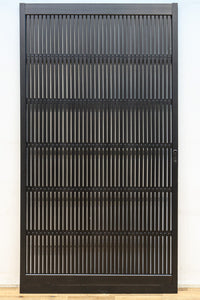 幅953ミリ　平格子づくりで風格のある全面幅広格子戸　F8607　在庫3枚