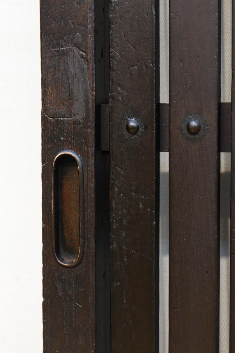 968ミリ　凛とした佇まいの全面平格子戸　F8608　在庫4枚