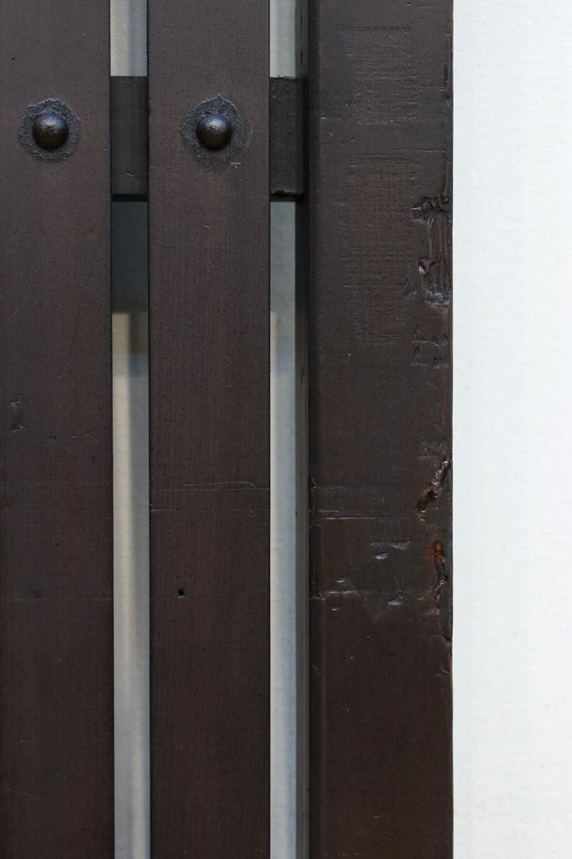 968ミリ　凛とした佇まいの全面平格子戸　F8608　在庫4枚