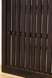 968ミリ　凛とした佇まいの全面平格子戸　F8608　在庫4枚