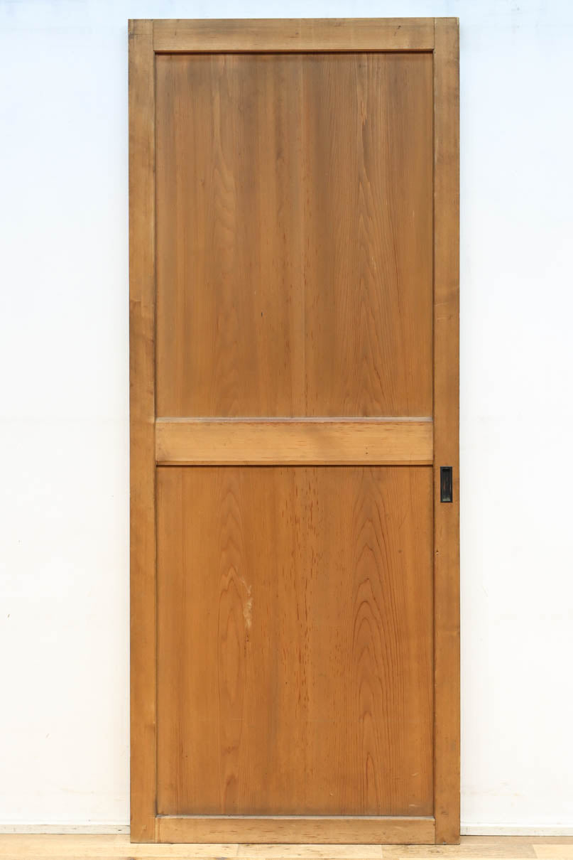 稀少幅707ミリ　穏やかな杢目が映えるスリム板戸　F8611　在庫3枚