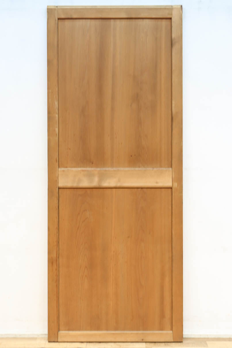 稀少幅707ミリ　穏やかな杢目が映えるスリム板戸　F8611　在庫3枚